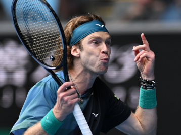 假动作后再 假动作后再