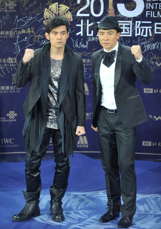 狮子大开口 狮子大开口